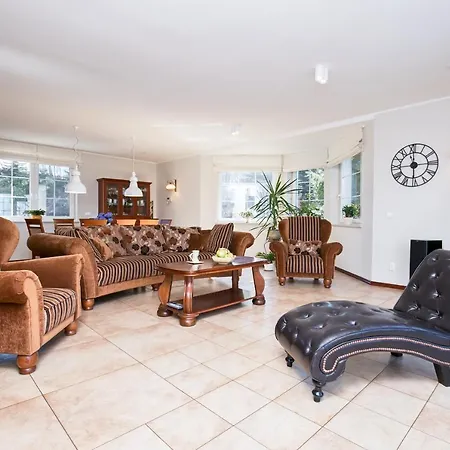 بيت للعطل Lapalice Holiday Home Lapalice