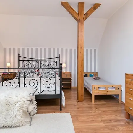 Lapalice Holiday Home بيت للعطل