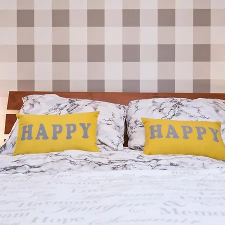 Lapalice Holiday Home بيت للعطل *
