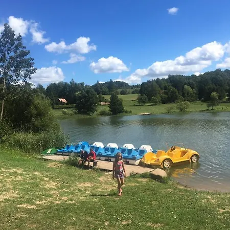 بيت للعطل Lapalice Holiday Home